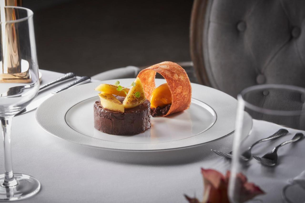 บาเดน เฮาส์ Hotel บาธ ภายนอก รูปภาพ A plate of foie gras