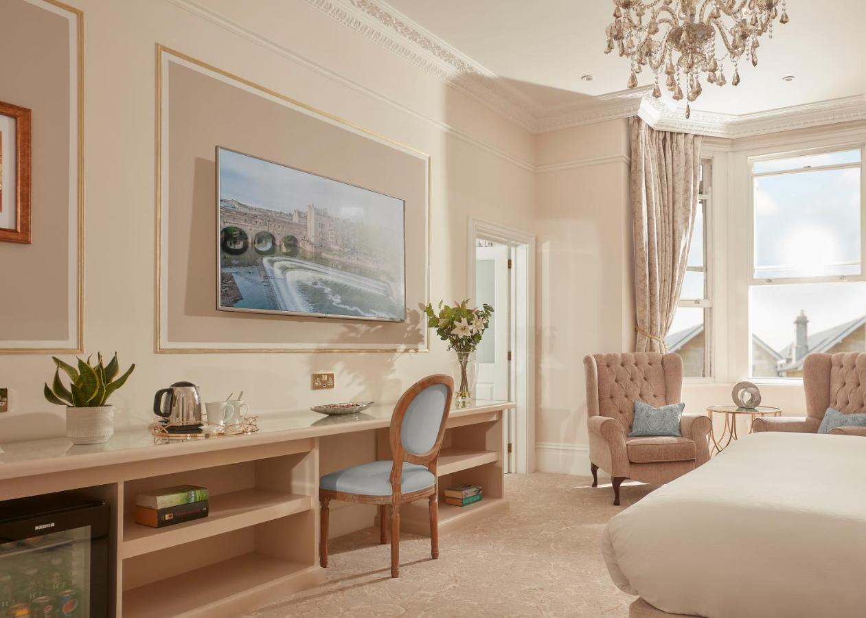 บาเดน เฮาส์ Hotel บาธ ภายนอก รูปภาพ A bedroom at the hotel