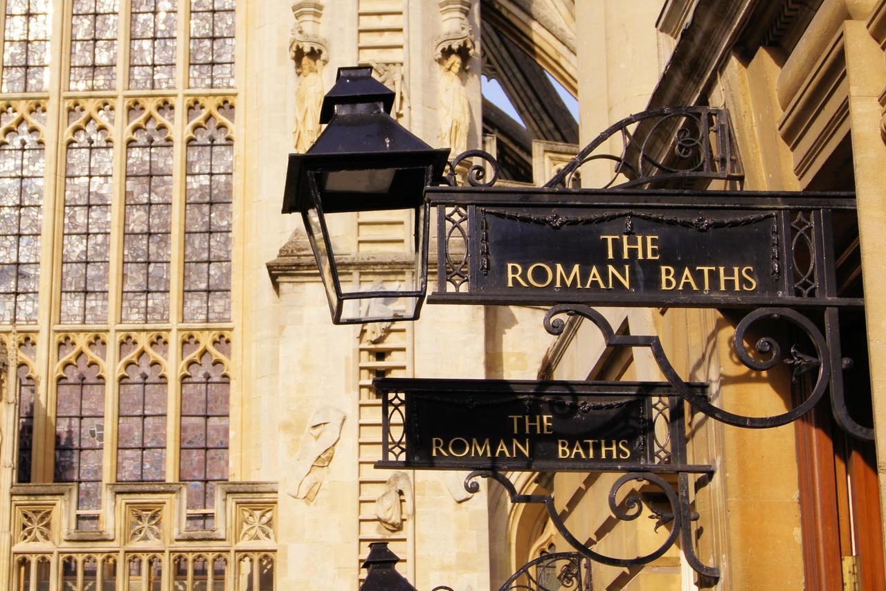 บาเดน เฮาส์ Hotel บาธ ภายนอก รูปภาพ The Roman Baths